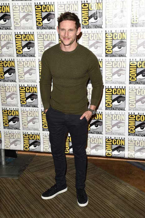 Jamie Bell på 20th Century Fox presserum under Comic-Con International i juli 2015