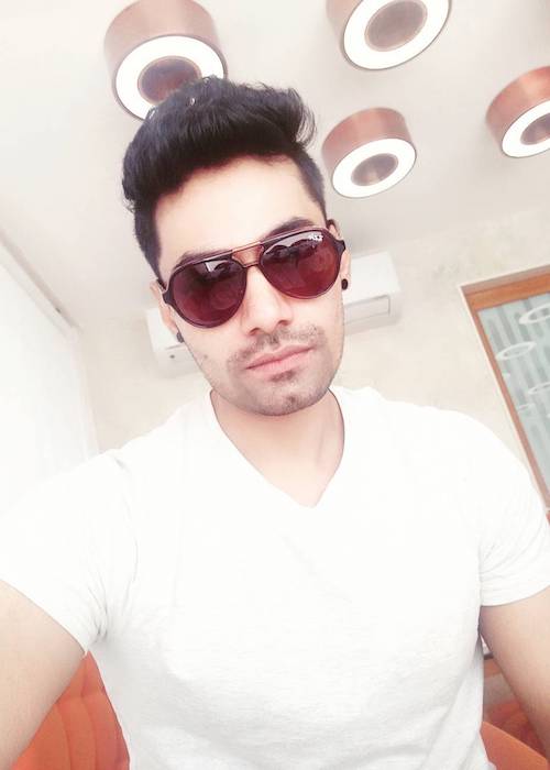 Meer Ali na instagramovej selfie vo februári 2018