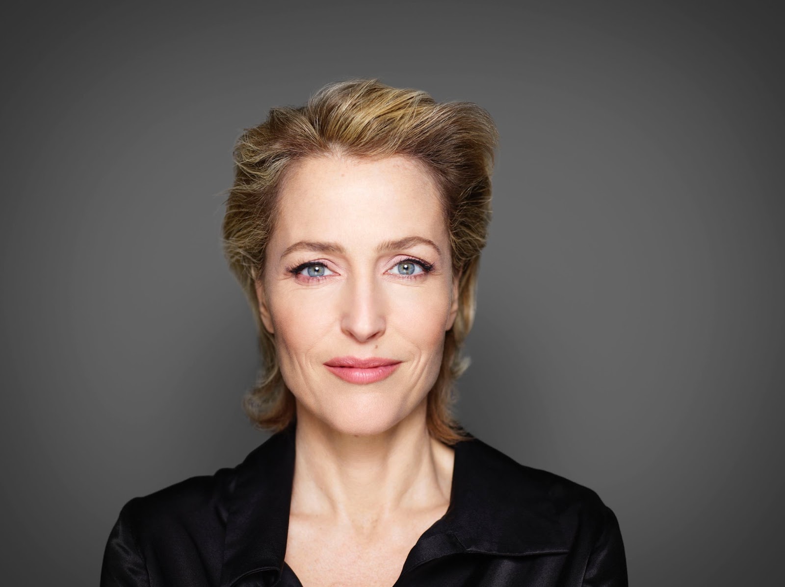 Gillian Anderson Workout Routine and Diet Secrets
