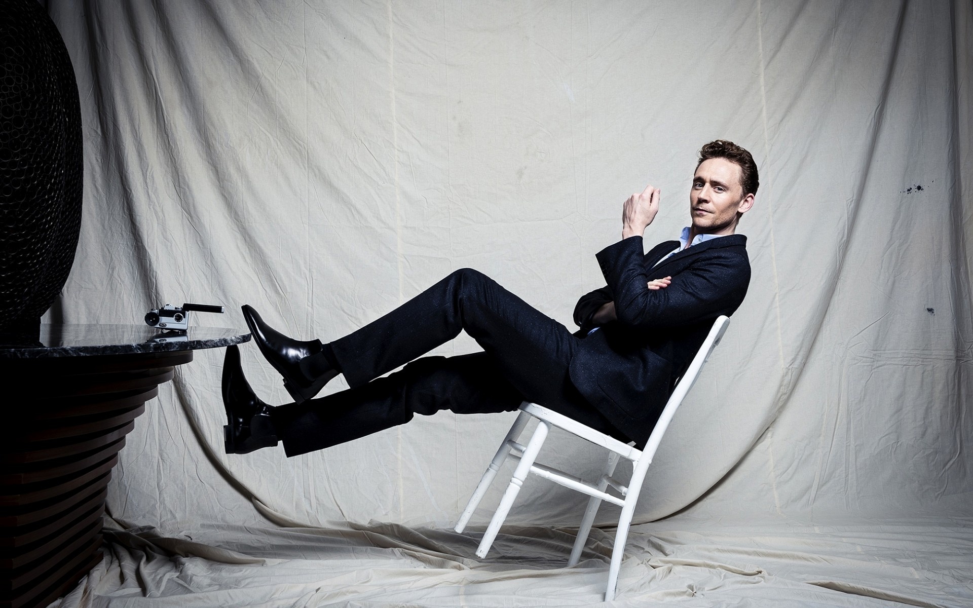 Tréningová rutina a diétny plán Toma Hiddlestona