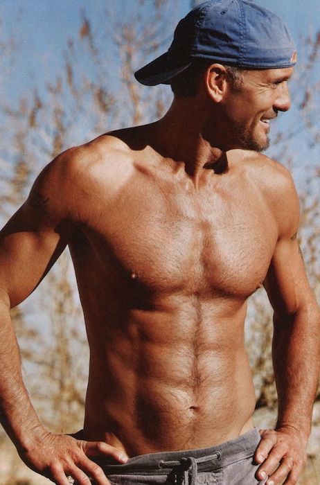 Tim McGraw -krop uden skjorter