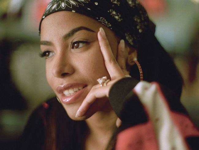 Aaliyah under et besøg i Berlin, Tyskland den 14. maj 2000