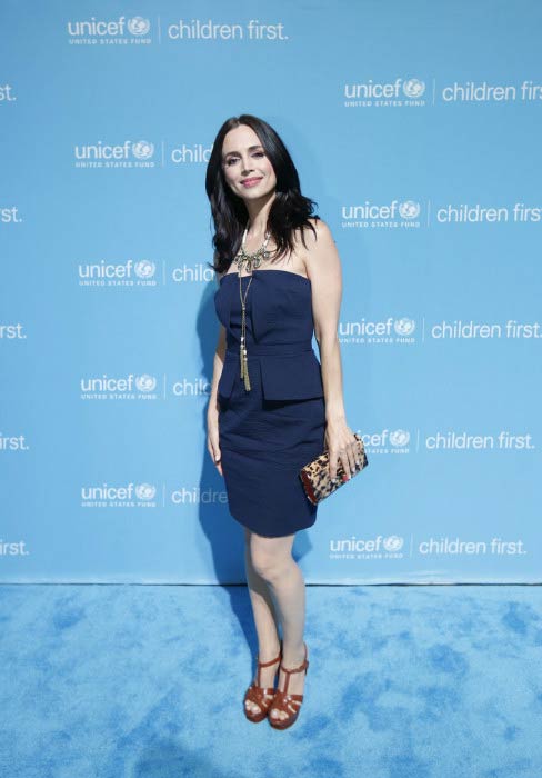 Eliza Dushku UNICEFin lastenmestaripalkinnon illallisella kesäkuussa 2016