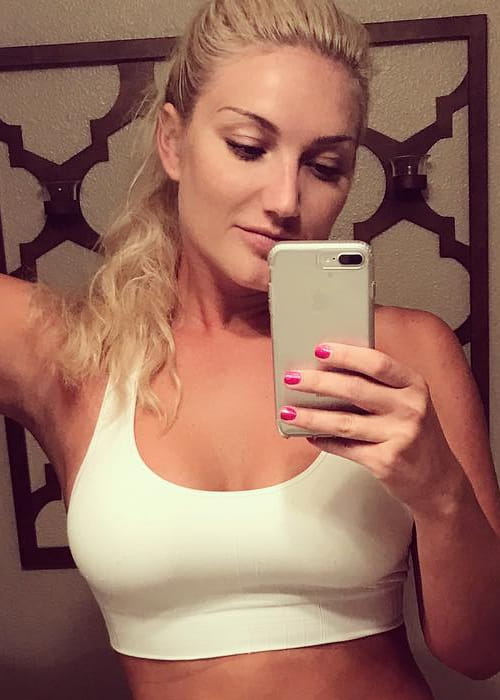 Brooke Hogan i en selfie set i august 2017