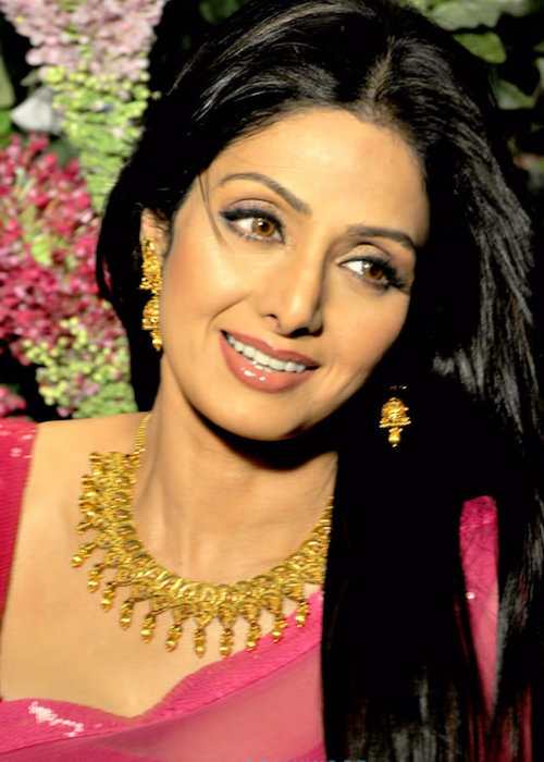 Sridevi ved fotoshoot for Tanishq Jewelry i 2013