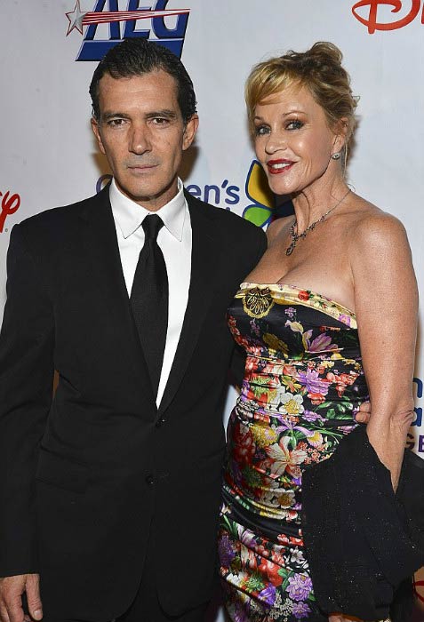 Melanie Griffith ja Antonio Banderas Los Angelesin lastensairaalan gaalassa lokakuussa 2012