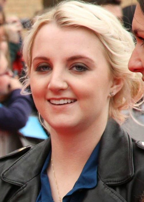 Evanna Lynch Harry Potter Studio -kiertueella maaliskuussa 2012