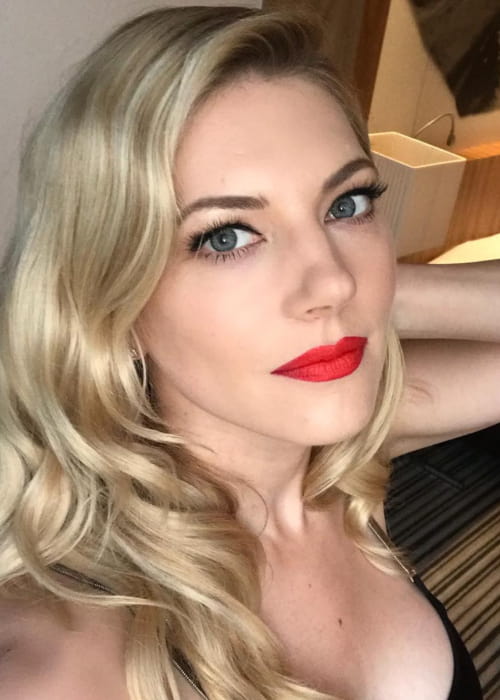 Η Katheryn Winnick σε μια selfie στο Instagram όπως φαίνεται τον Μάιο του 2018