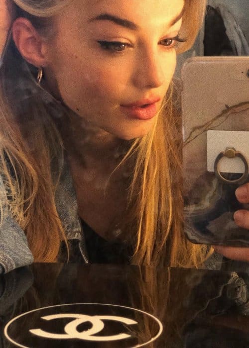 Monica Ollander i en selfie i april 2018