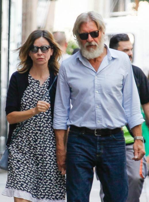Calista Flockhart og mand Harrison Ford på en ferie i Barcelona, ​​Spanien i juli 2016