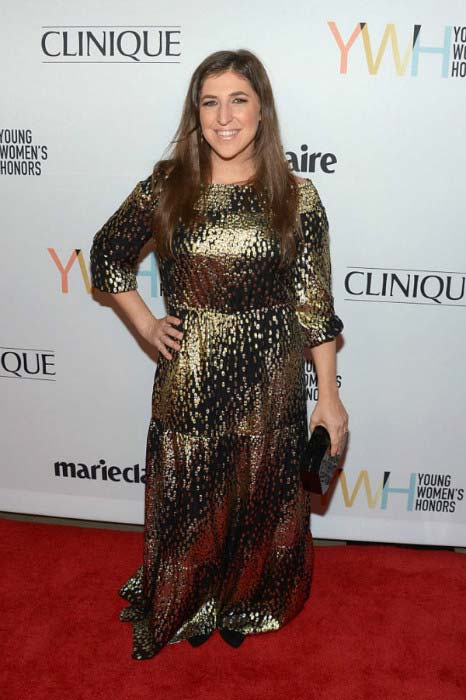 Mayim Bialik ved Marie Claire Young Women's Honours i november 2016