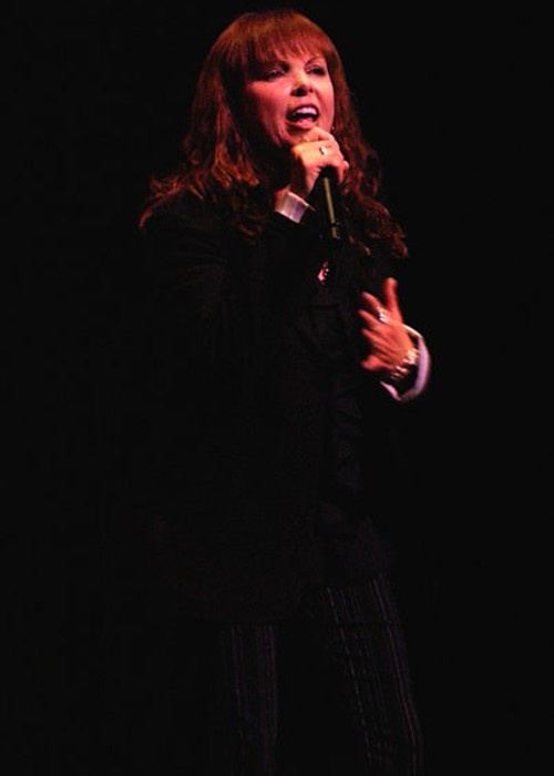 Pat Benatar som set i oktober 2010