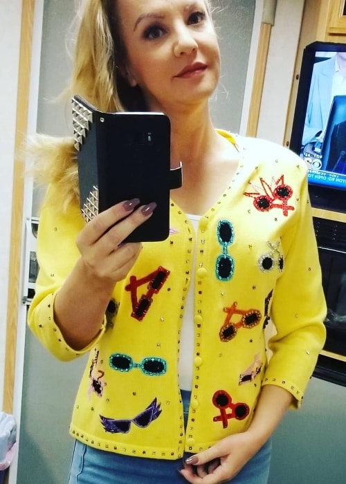 Wendi McLendon-Covey i et spejl selfie i september 2018