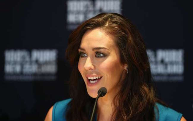 Megan Gale efter at være blevet annonceret som Tourism New Zealands berømthedsambassadør i februar 2016