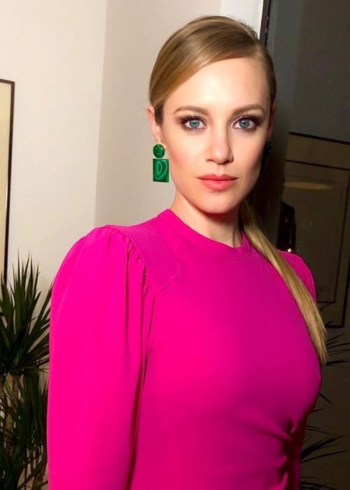 Danielle Savre, kot je prikazano na sliki, posneti v Hollywood Hillsu januarja 2020