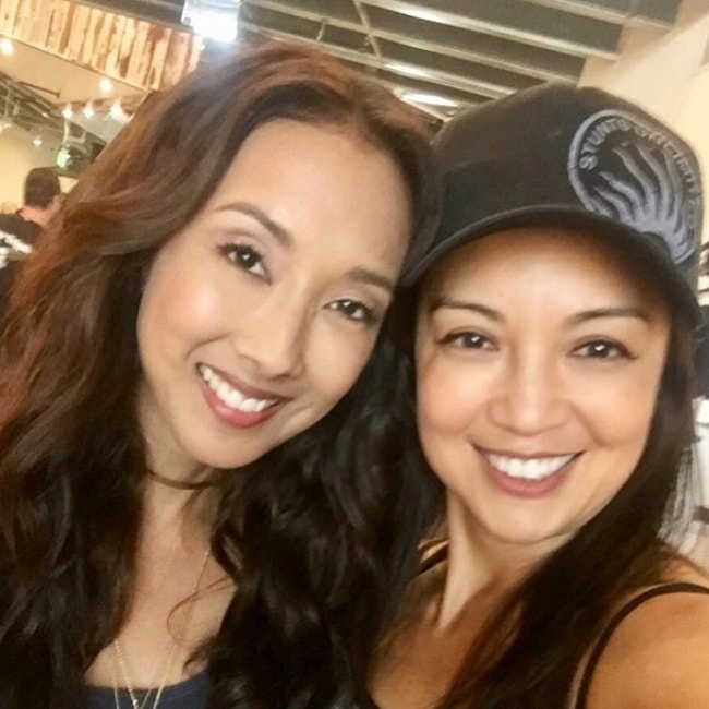 Ming-Na Wen (Δεξιά) σε selfie με τη Maurissa Tancharoen