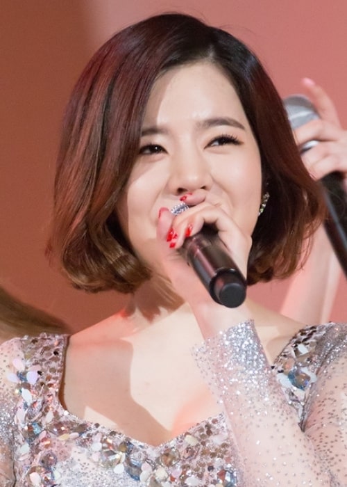 Η Sunny εμφανίζεται στο Style Icon Asia Award τον Μάρτιο του 2016