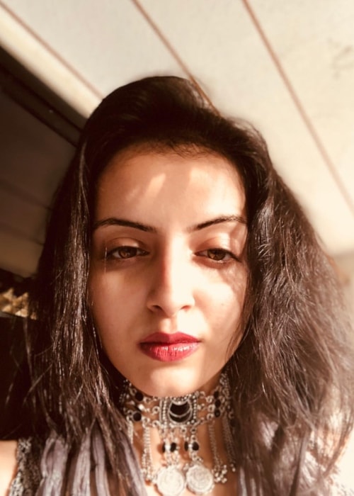 Shrenu Parikh sett på en selfie tatt i april 2018