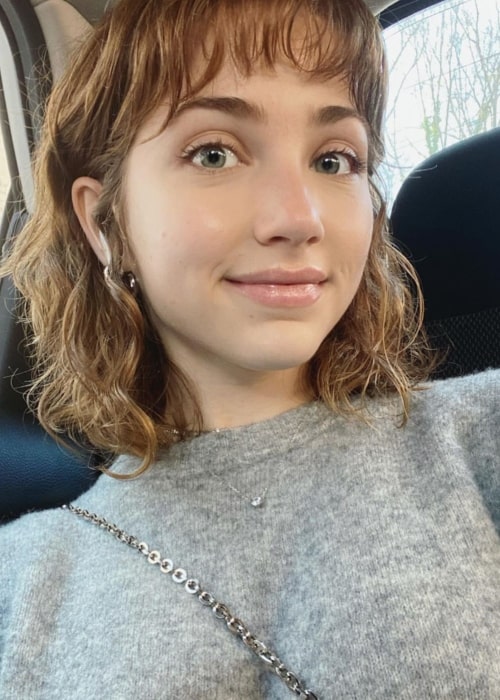 Η Έμιλι Ραντ όπως φαίνεται σε μια selfie που τραβήχτηκε στην Ατλάντα της Τζόρτζια στο πίσω κάθισμα ενός αυτοκινήτου τον Δεκέμβριο του 2019