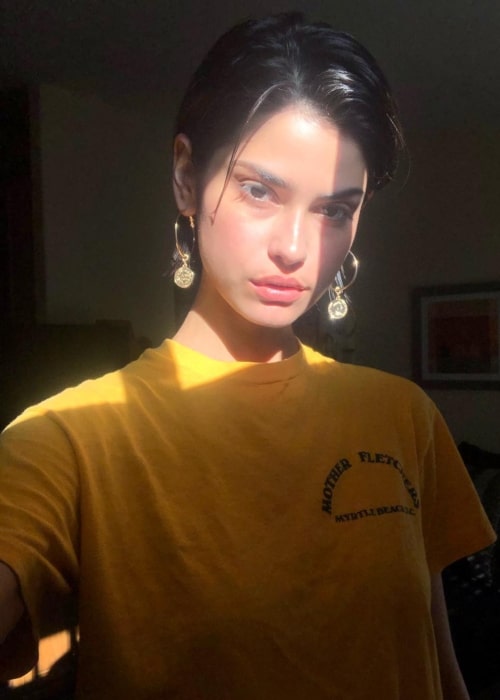 Η Χάνα Κλάιτ όπως φαίνεται σε μια selfie που τραβήχτηκε τον Δεκέμβριο του 2018