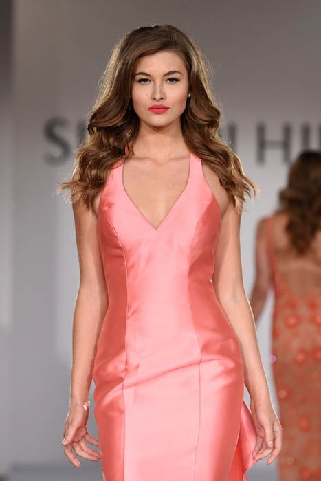 Grace Elizabeth ved Sherri Hills modeshow for foråret 2016 ved New York City Fashion Week