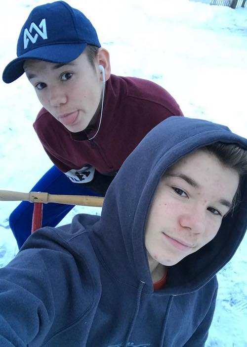 Marcus ja Martinus Gunnarsen Instagram -selfiessä joulukuussa 2017