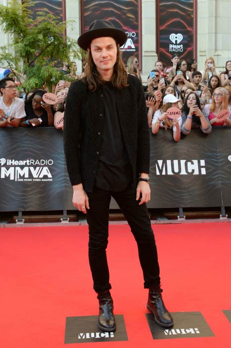 James Bay ved iHeartRADIO MuchMusic Video Awards i juni 2016 i Toronto