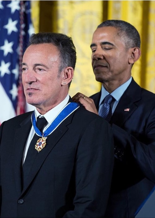 Bruce Springsteen blev hædret med præsidentmedaljen for frihed fra præsident Barack Obama i Det Hvide Hus i november 2016