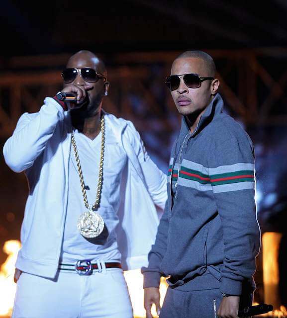 Young Jeezy optræder med rapperen T.I.