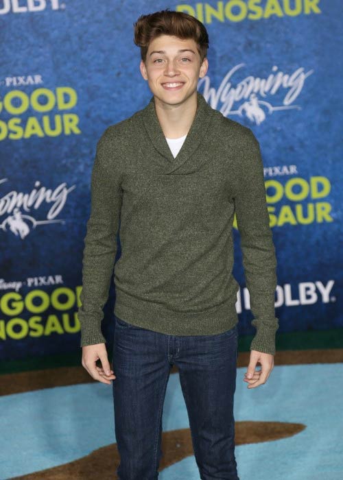 Ricky Garcia til premieren på The Good Dinosaur i november 2015