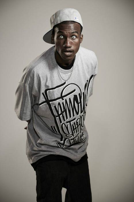 Hopsin poseerasi valokuvauksessa levymerkilleen Funk Volume vuonna 2013