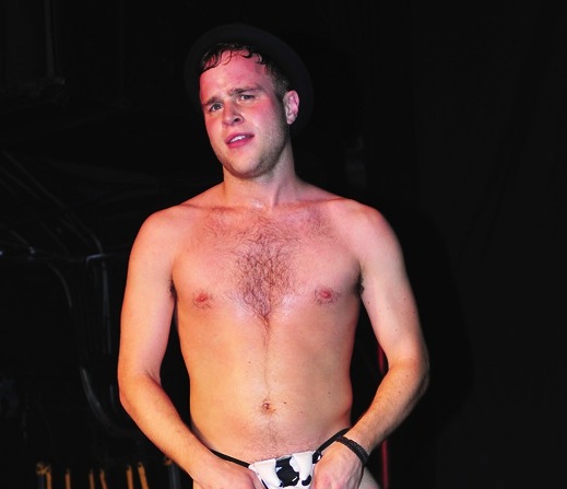 Olly Murs shirtless body