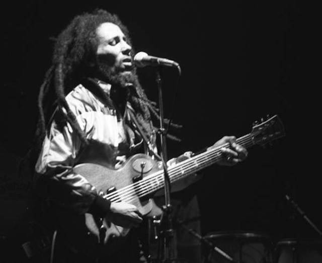 Bob Marley esiintyi konsertissa Zürichissä, Sveitsissä toukokuussa 1980