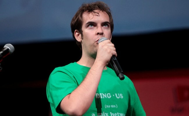 Jack Douglass snakker på VidCon 2014 på Anaheim Convention Center
