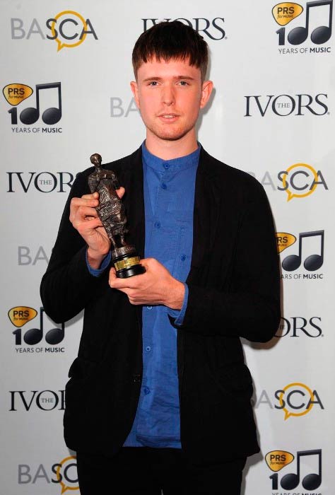 James Blake ved Ivor Novello Awards i maj 2014