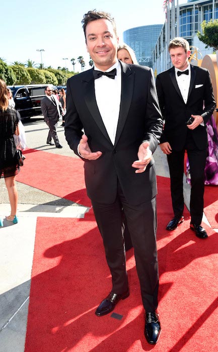 Jimmy Fallon během udílení cen Emmy 2015