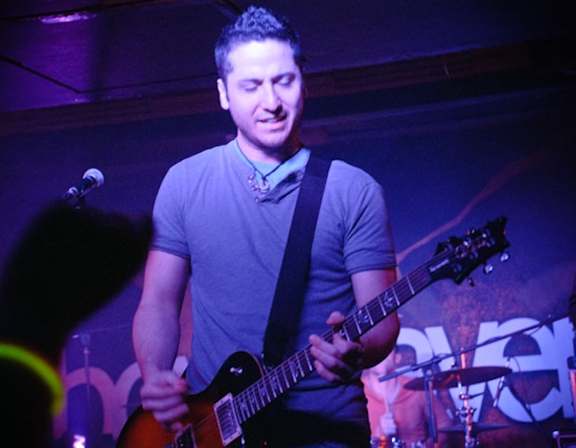 Alejandro Manzano esiintymässä Glasgow'ssa marraskuussa 2010