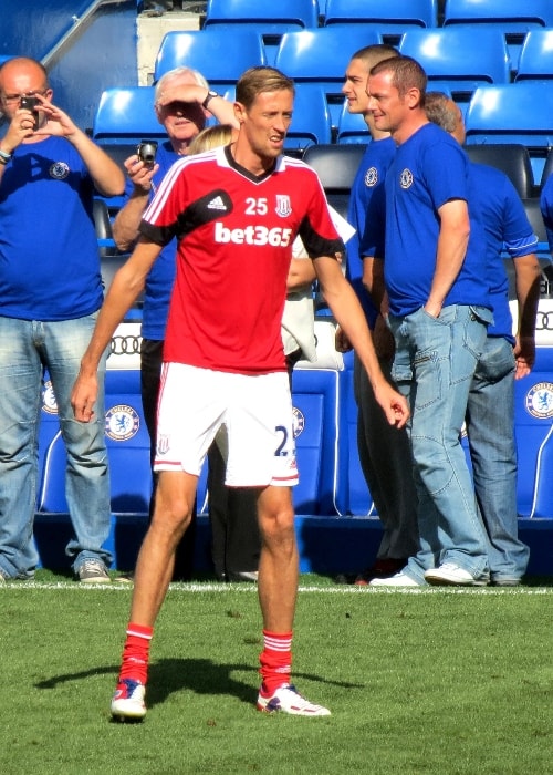 Ο Peter Crouch κατά τη διάρκεια ενός αγώνα στο Stamford Bridge τον Σεπτέμβριο του 2012