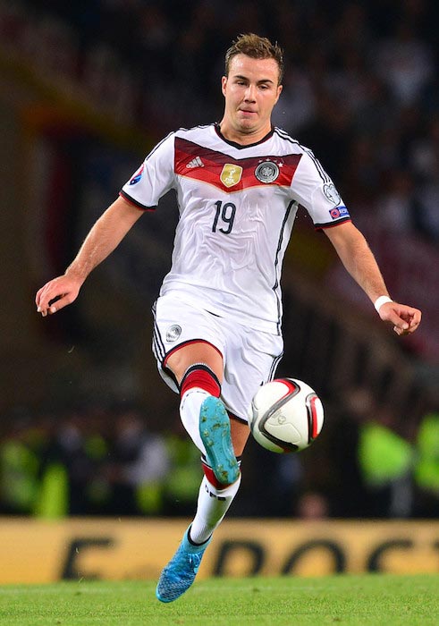 Mario Gotze během kvalifikace EURO 2016 mezi Německem a Skotskem 7. září 2015