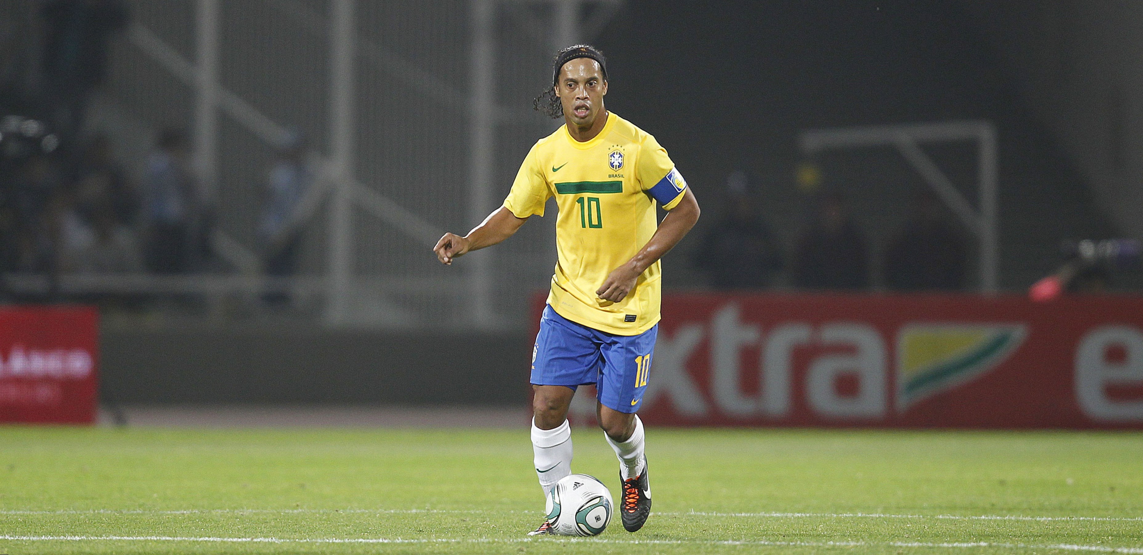 Ronaldinho ightψος, βάρος, ηλικία, στατιστικές σώματος