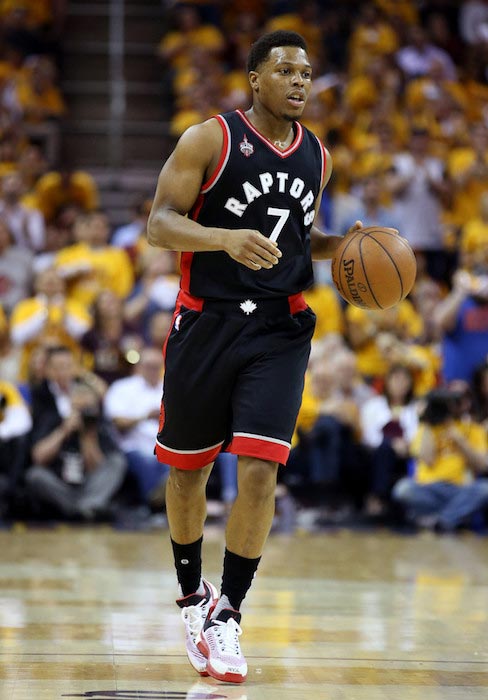 Kyle Lowry håndterede bolden under kamp fem i 2016 NBA Eastern Conference Finals mellem Toronto Raptors og Cleveland Cavaliers