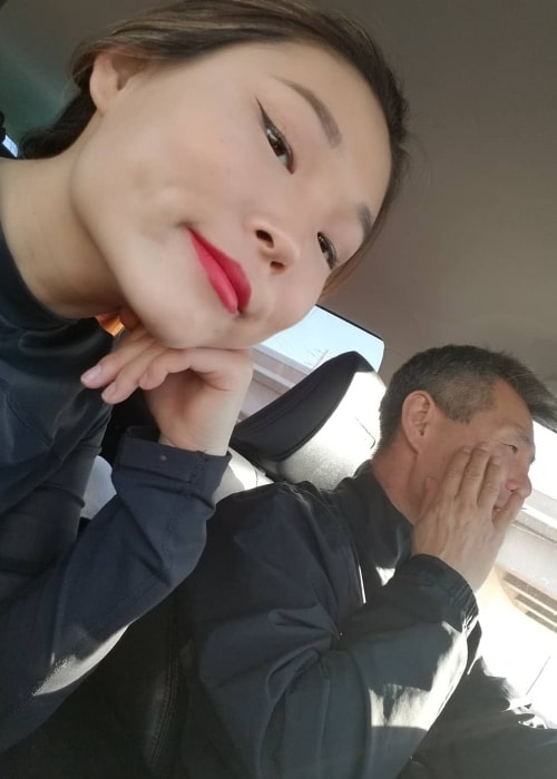 Chloe Kim tog en selfie i december 2017
