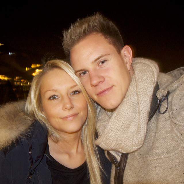 Ο Marc-Andre Ter Stegen με την Daniela Jehle το 2014, αφού ο Ter Stegen υπέγραψε συμφωνία με την FC Barcelona