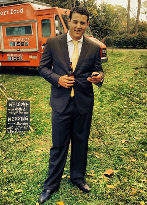 Ο Anthony Rizzo όπως φαίνεται σε μια ανάρτηση στο Instagram τον Οκτώβριο του 2013
