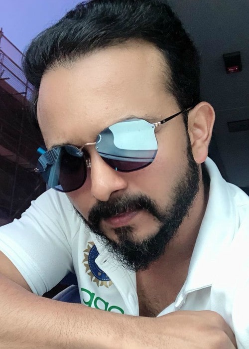 Kedar Jadhav na instagramovém selfie, jak bylo vidět v červnu 2019