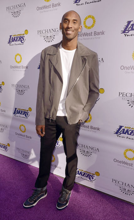 Kobe Bryant ved Laker Foundation Event & Party.