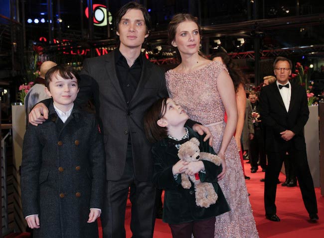 Cillian Murphy med hustru Yvonne McGuinness og sønner ved premieren på Aloft i februar 2014 på Berlinale International Film Festival i Tyskland