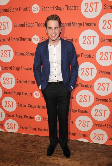Ben Platt na otvoritveni zabavi Dear Evan Hansen Off-Broadway maja 2016