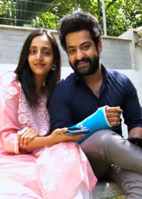 Jr. NTR som set på et billede med sin kone Nandamuri Lakshmi Pranathi i maj 2019