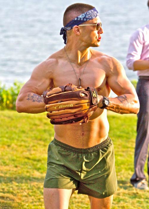 Milo Ventimiglia shirtless på That's My Boy -film, der spillede i 2011
